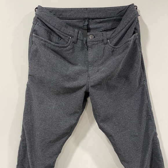 Lululemon ABC Pant Classic Tech Canvas 32” - Picture 3 of 6